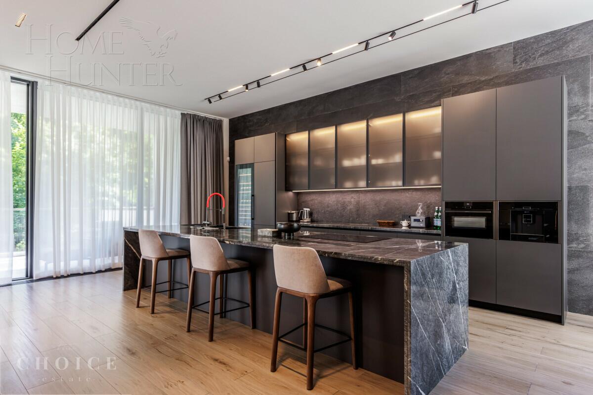 2-этажный коттедж 950 м² с отделкой