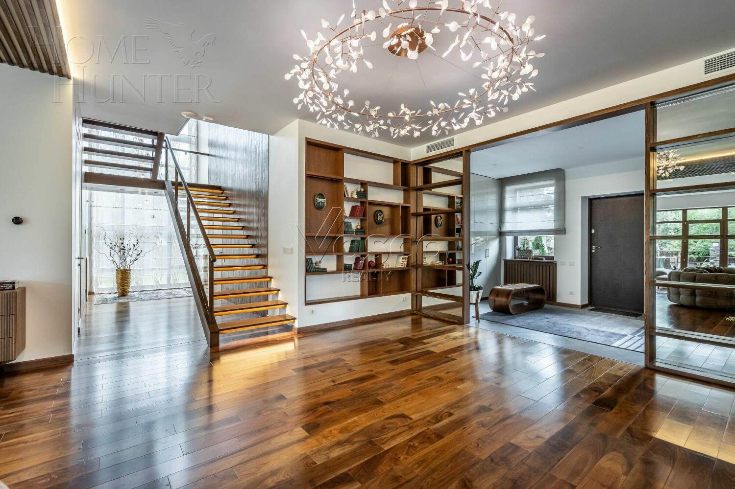 2-этажный коттедж 471 м² с отделкой