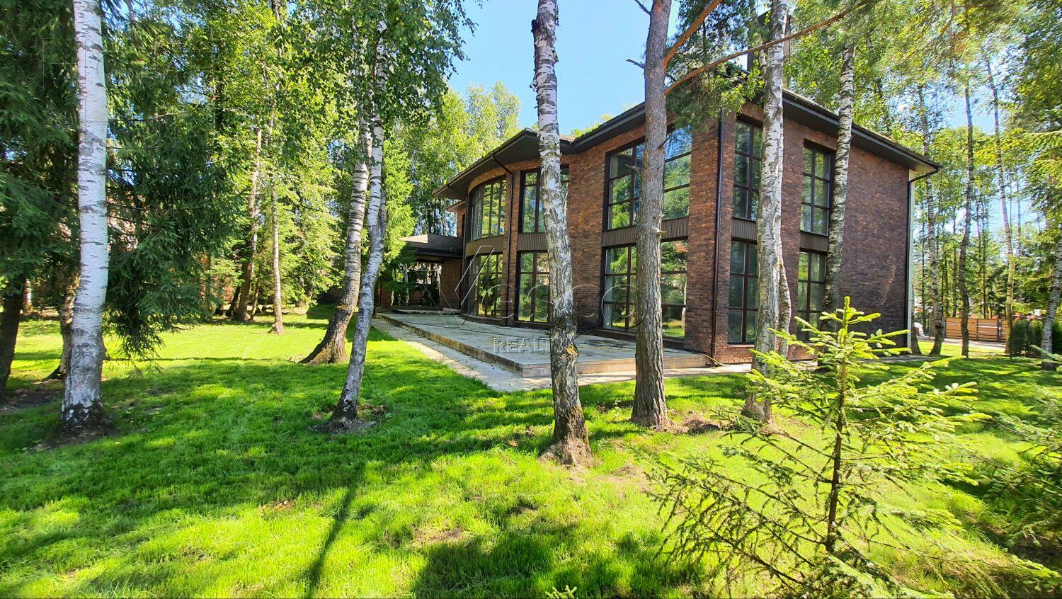 2-этажный коттедж 498 м² без отделки