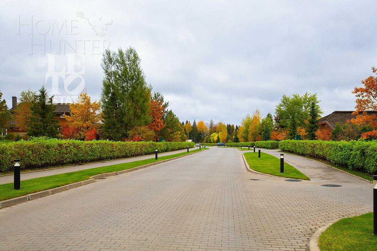 3-этажный коттедж 600 м² с отделкой