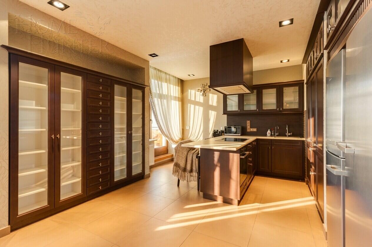 3-КОМН. АПАРТАМЕНТЫ С ОТДЕЛКОЙ 168.7 М² НА 2 ЭТАЖЕ