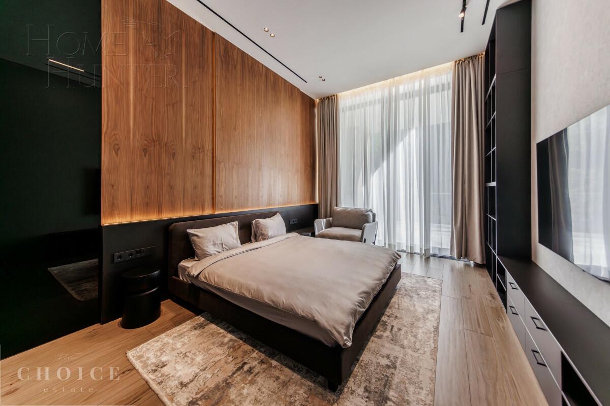 2-этажный коттедж 950 м² с отделкой