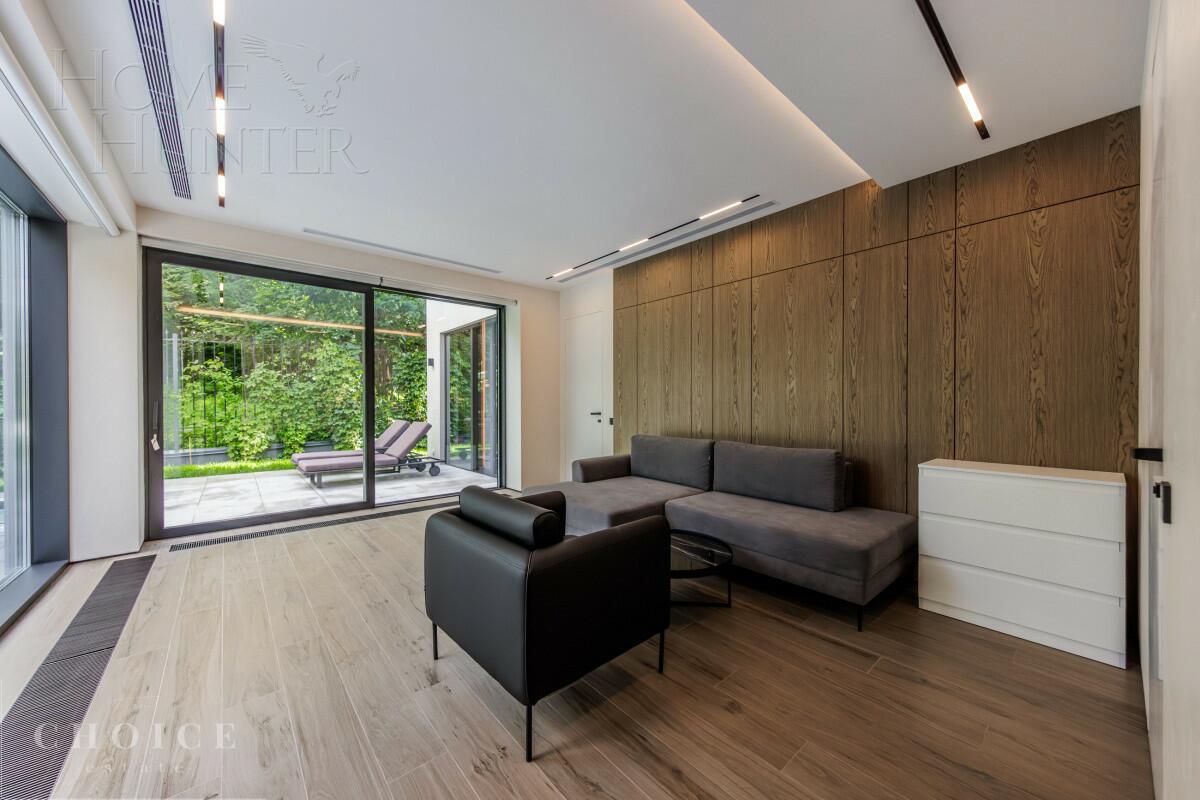 2-этажный коттедж 950 м² с отделкой