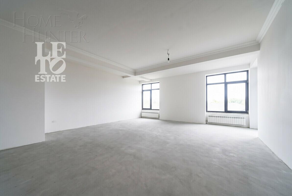 2-этажный коттедж 600 м² без отделки