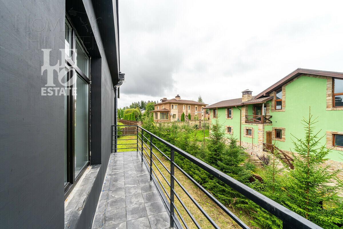 2-этажный коттедж 600 м² без отделки