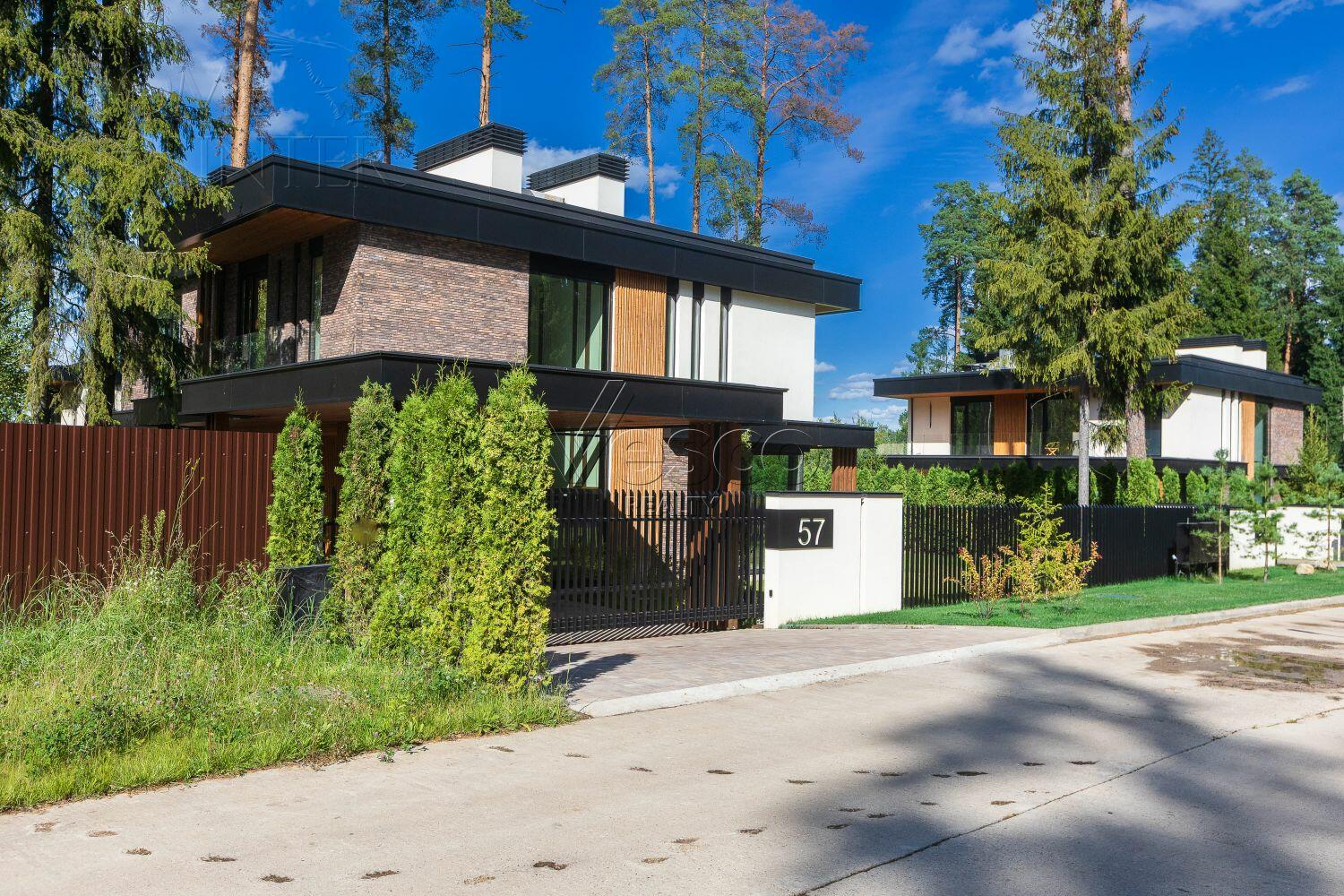 2-этажный коттедж 368.6 м² с отделкой