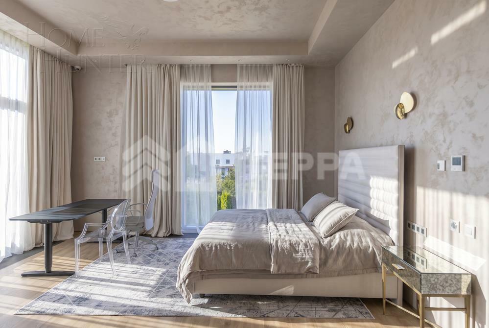 2-этажный коттедж 1 500 м² с отделкой