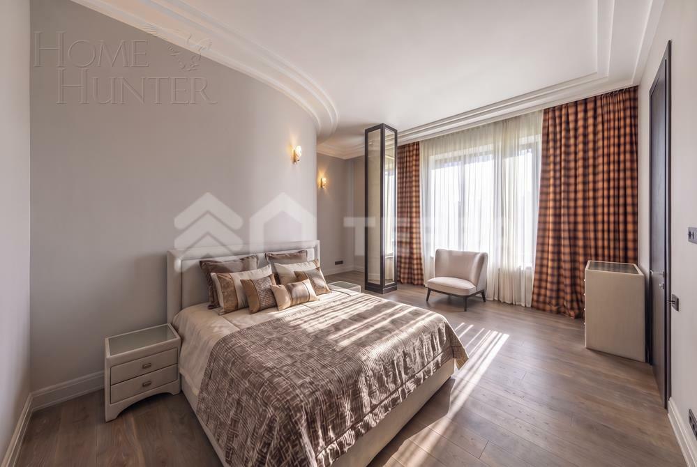 2-этажный коттедж 1 365 м² с отделкой