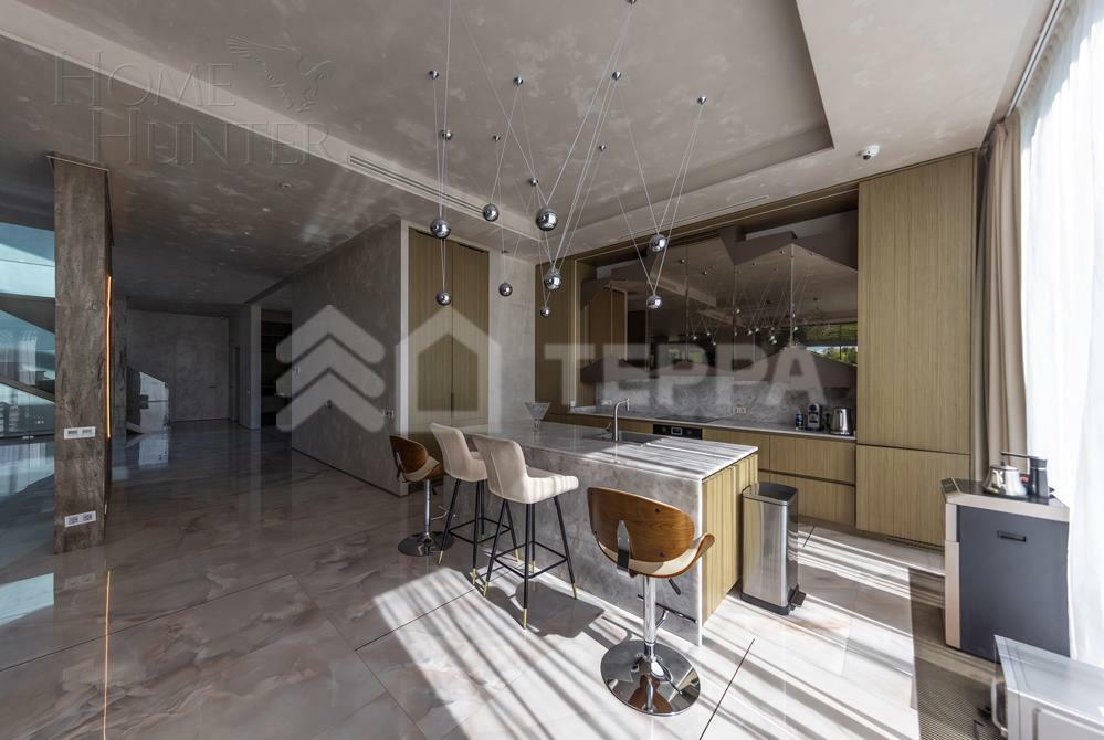 2-этажный коттедж 1 500 м² с отделкой