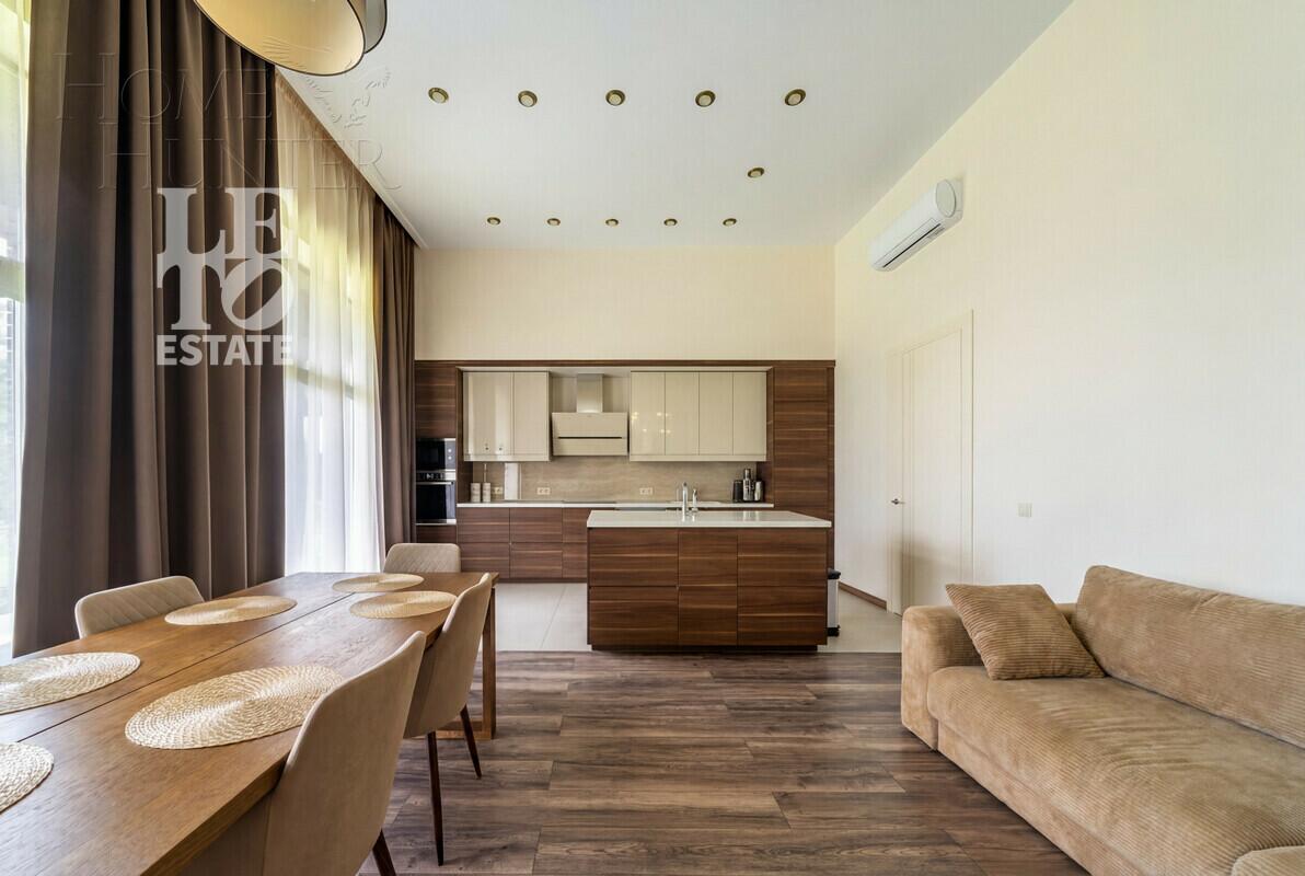 2-этажный коттедж 986.1 м² без отделки