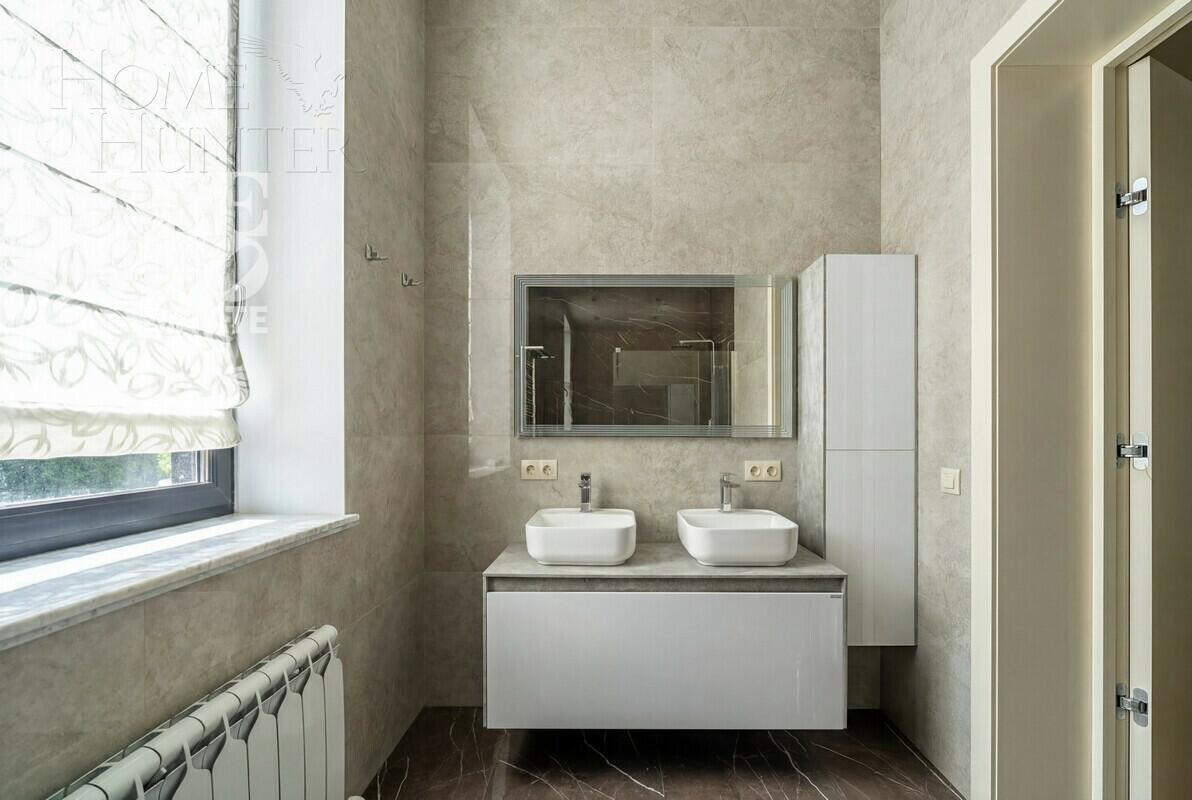 2-этажный коттедж 986.1 м² без отделки