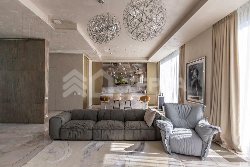 2-этажный коттедж 1 500 м² с отделкой
