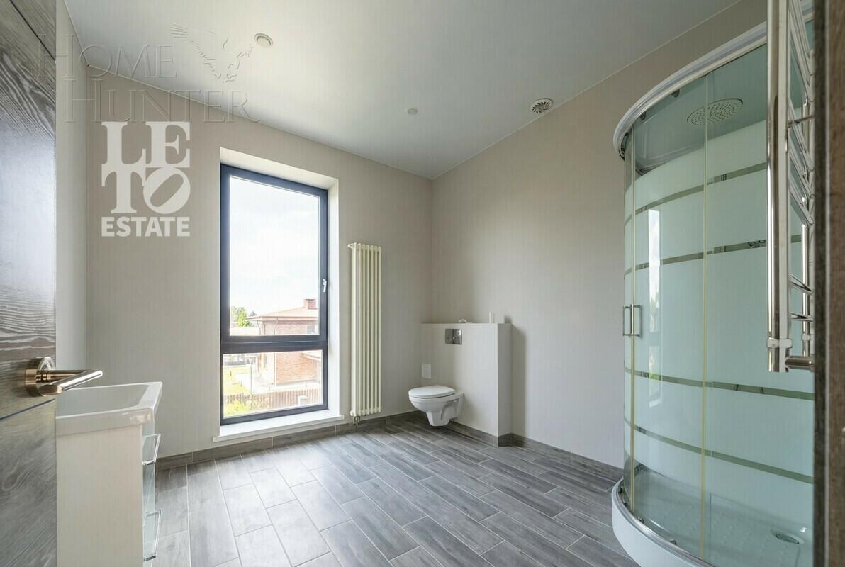 2-этажный коттедж 986.1 м² без отделки