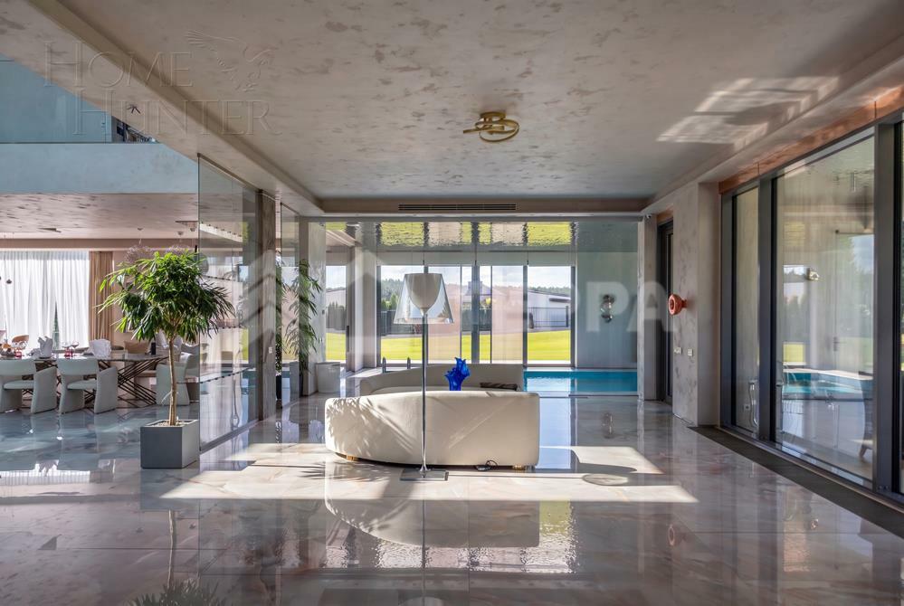 2-этажный коттедж 1 500 м² с отделкой