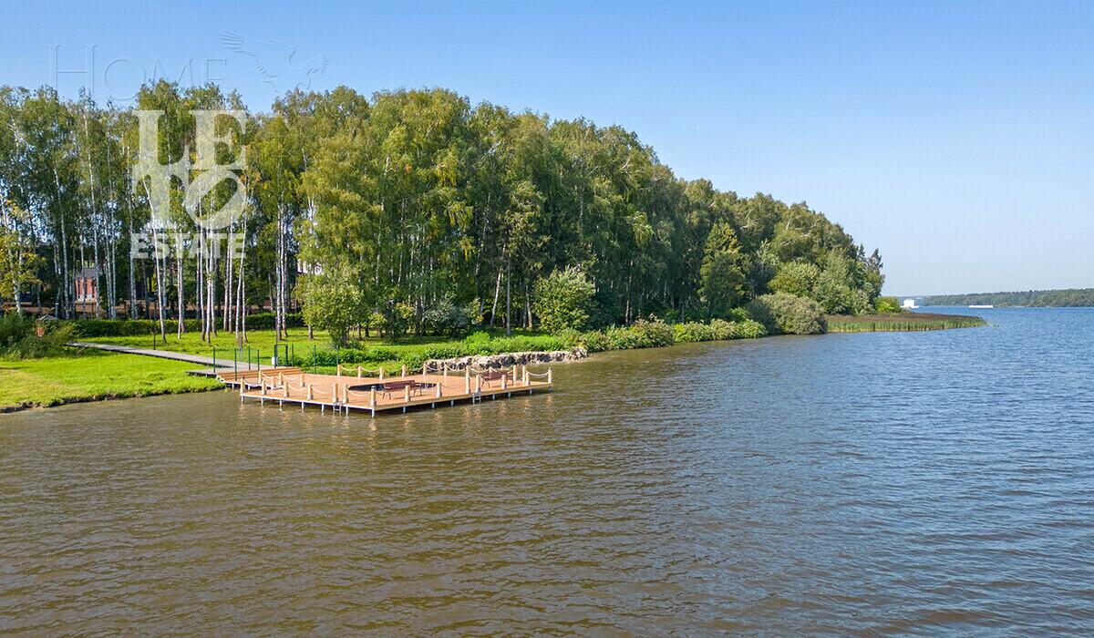2-этажный коттедж 986.1 м² без отделки