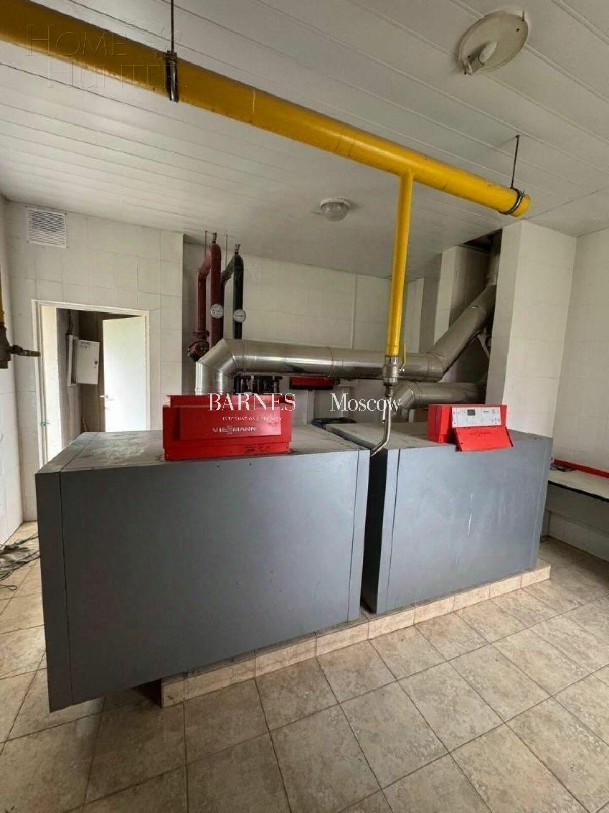 3-этажный коттедж 930 м² без отделки