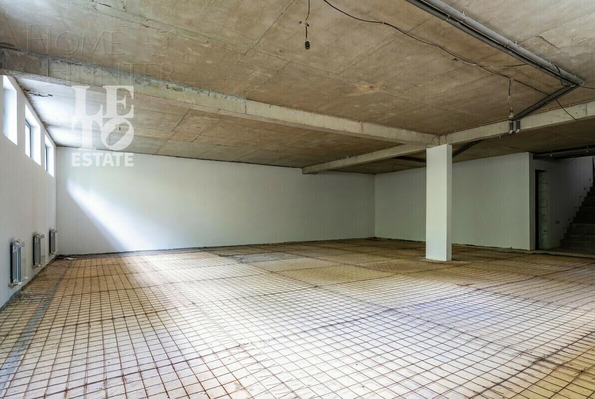 2-этажный коттедж 986.1 м² без отделки