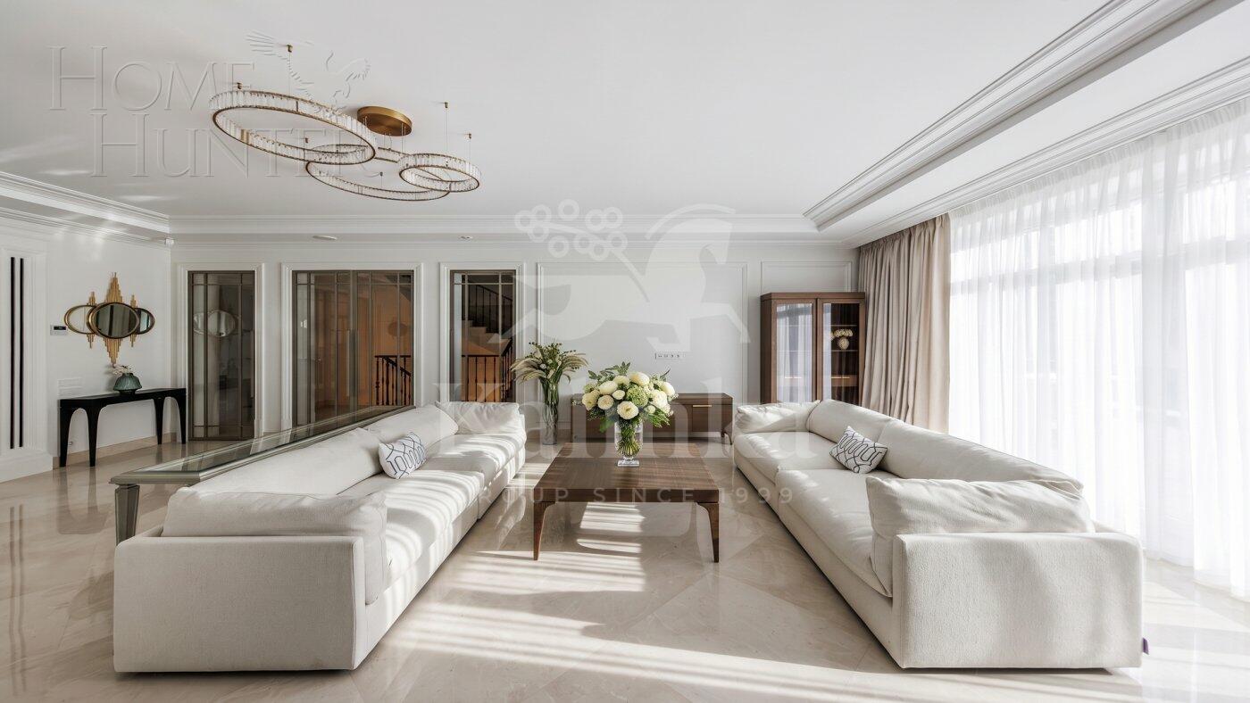 2-этажный коттедж 1 350 м² с отделкой