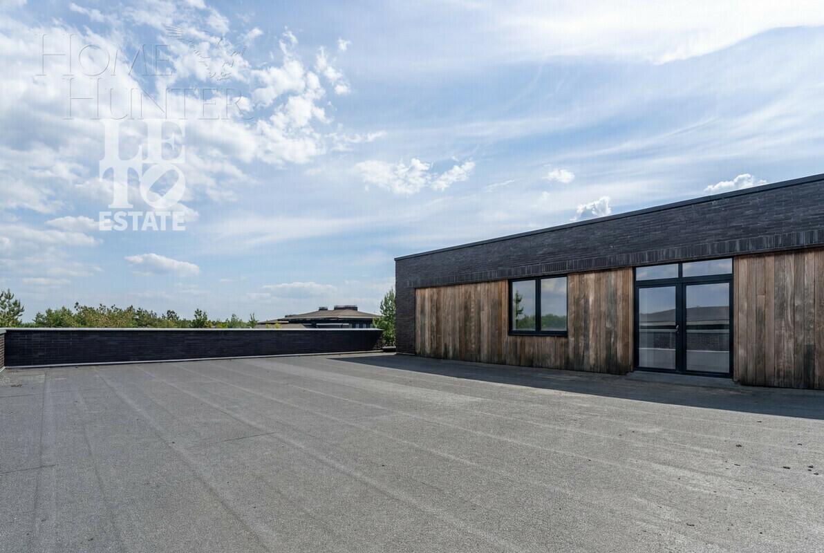 2-этажный коттедж 986.1 м² без отделки