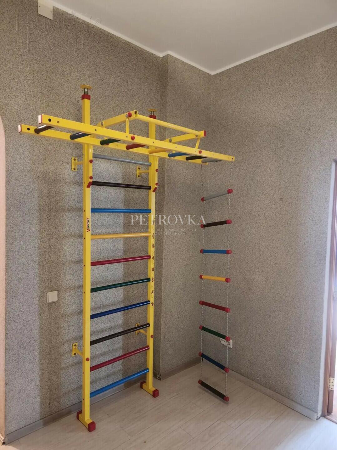 3-КОМН. КВАРТИРА С ОТДЕЛКОЙ 125 М² НА 9 ЭТАЖЕ