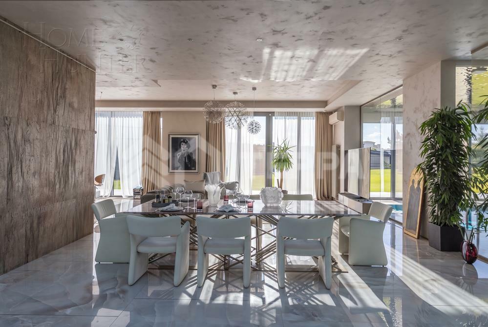 2-этажный коттедж 1 500 м² с отделкой