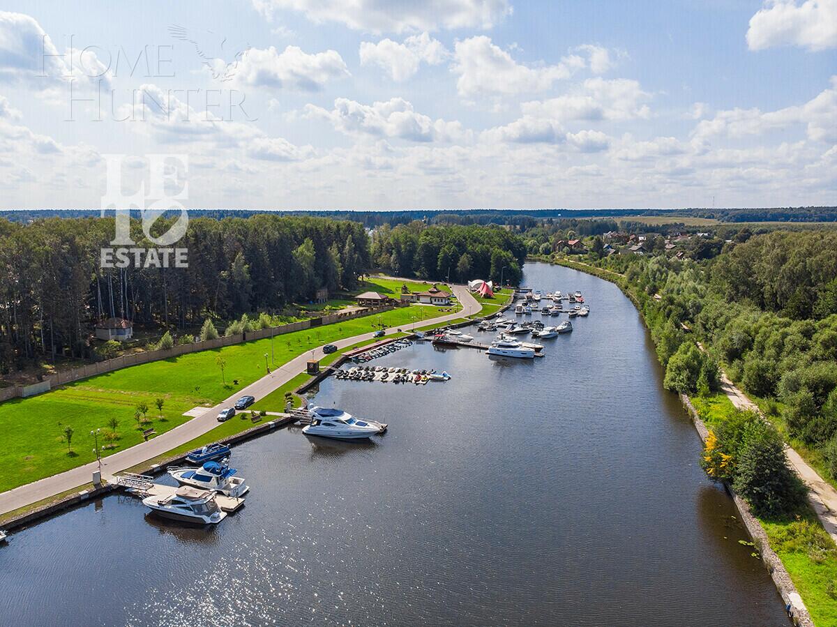 2-этажный коттедж 600 м² без отделки