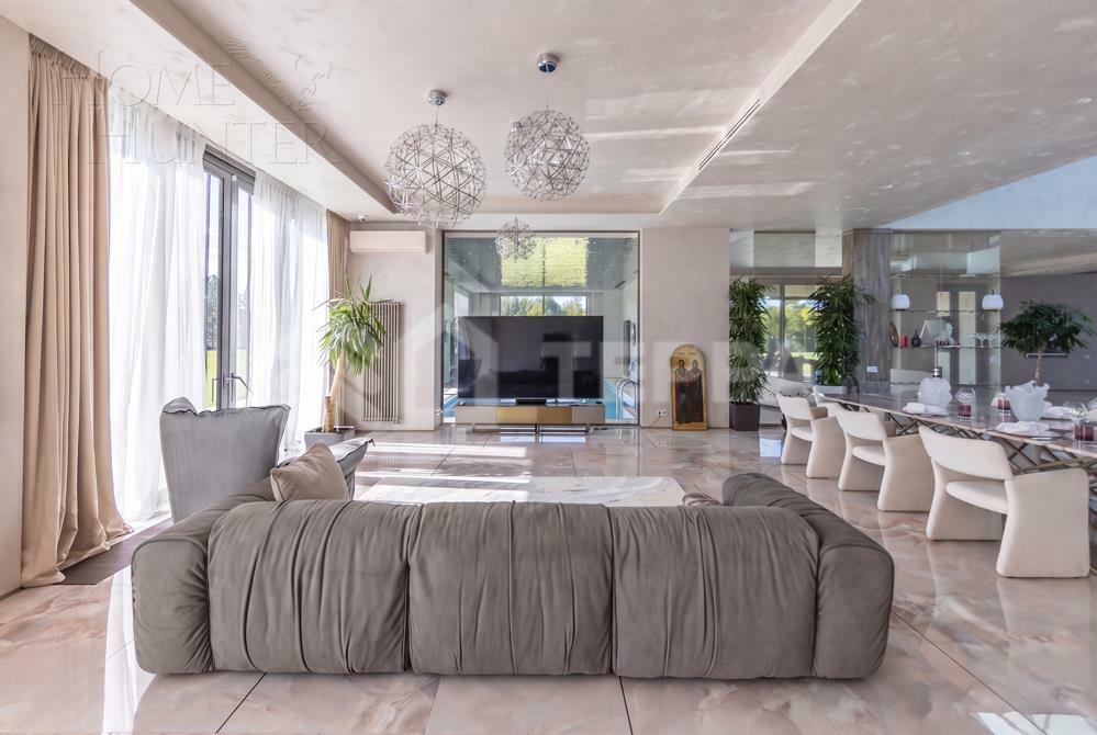 2-этажный коттедж 1 500 м² с отделкой