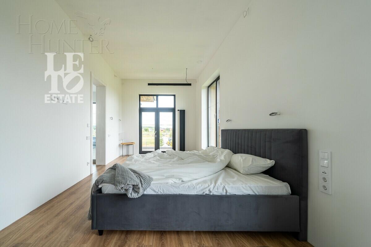 2-этажный коттедж 300 м² с отделкой