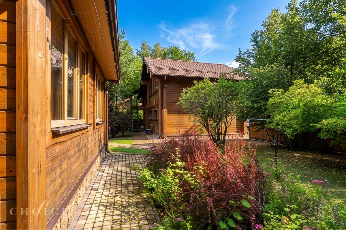 2-этажный коттедж 495 м² с отделкой