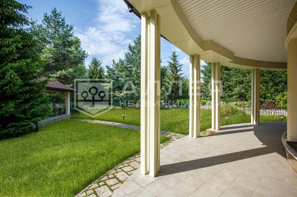 2-этажный коттедж 370 м² с отделкой