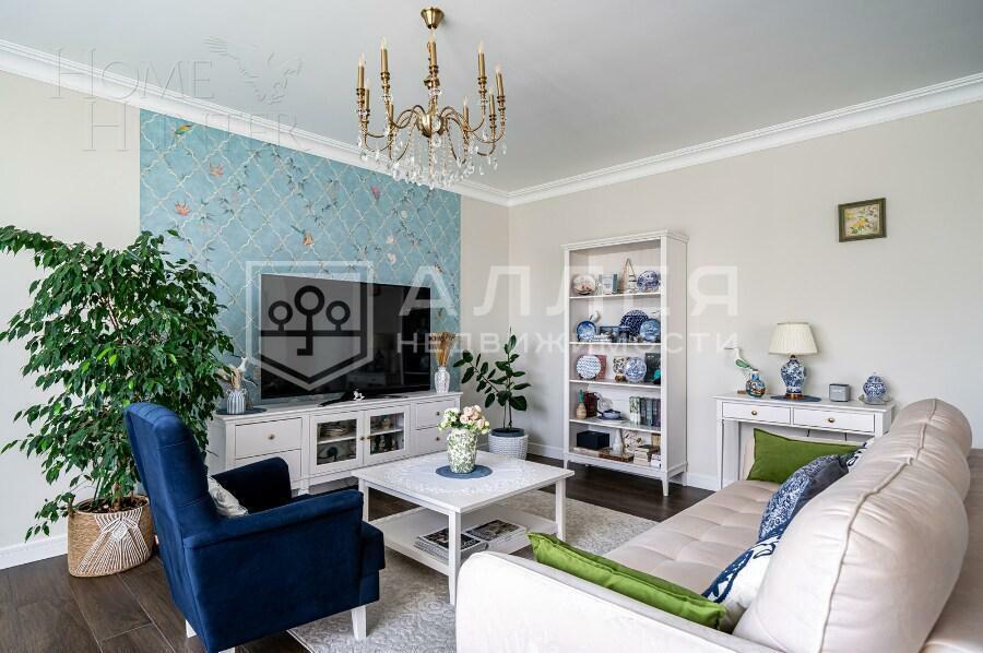 2-этажный коттедж 250 м² с отделкой
