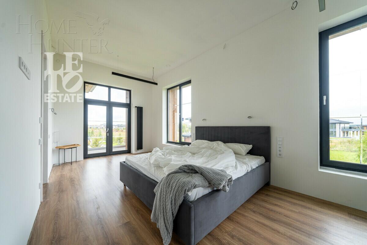 2-этажный коттедж 300 м² с отделкой