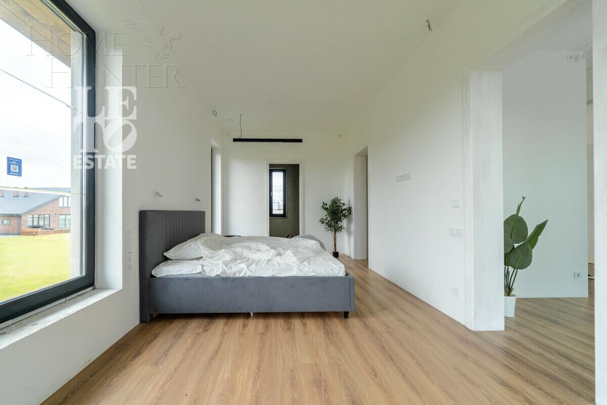 2-этажный коттедж 300 м² с отделкой