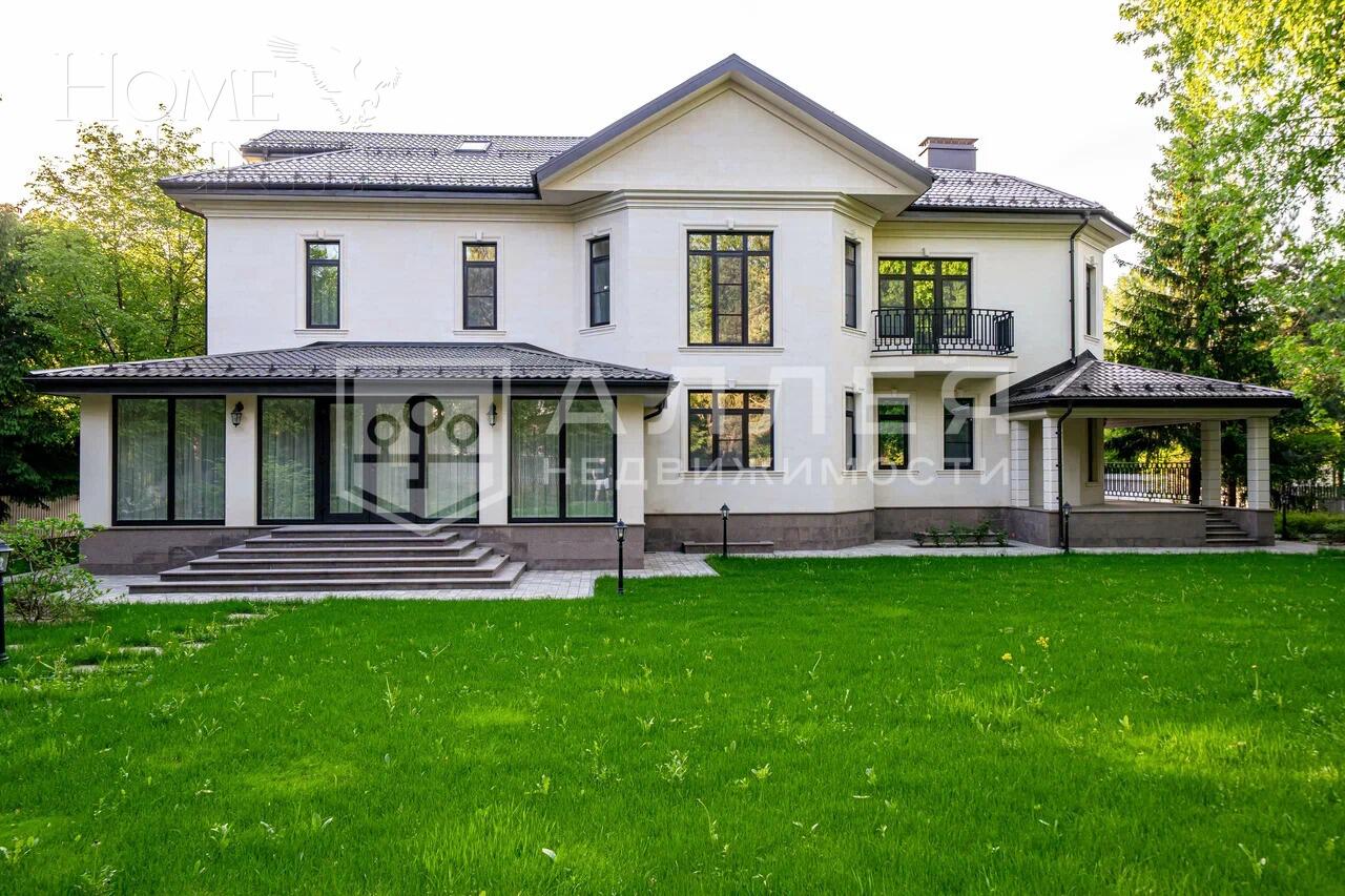 2-этажный коттедж 1 250 м² с отделкой