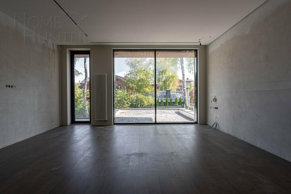 2-этажный коттедж 650 м² без отделки