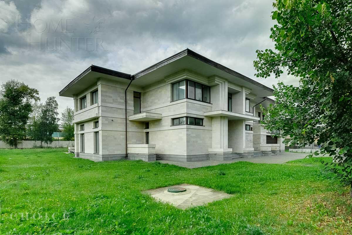 2-этажный коттедж 949 м² без отделки
