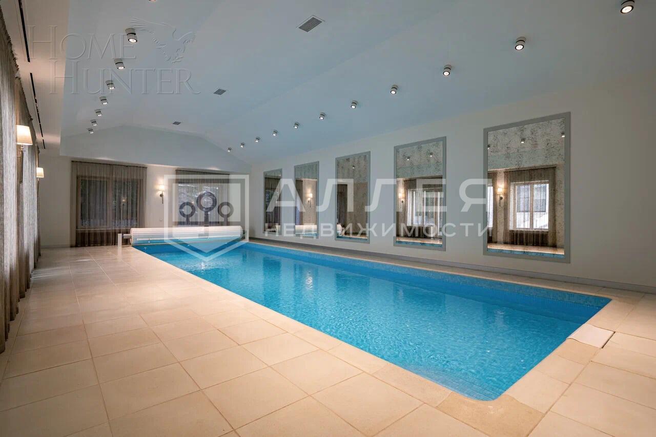 2-этажный коттедж 1 250 м² с отделкой