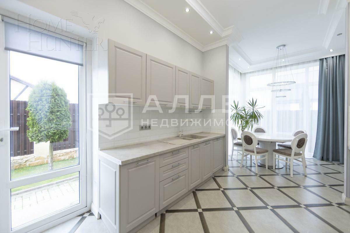 2-этажный коттедж 322 м² с отделкой