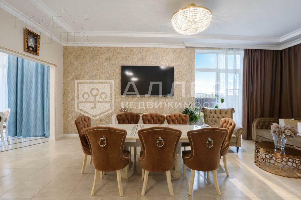 2-этажный коттедж 322 м² с отделкой