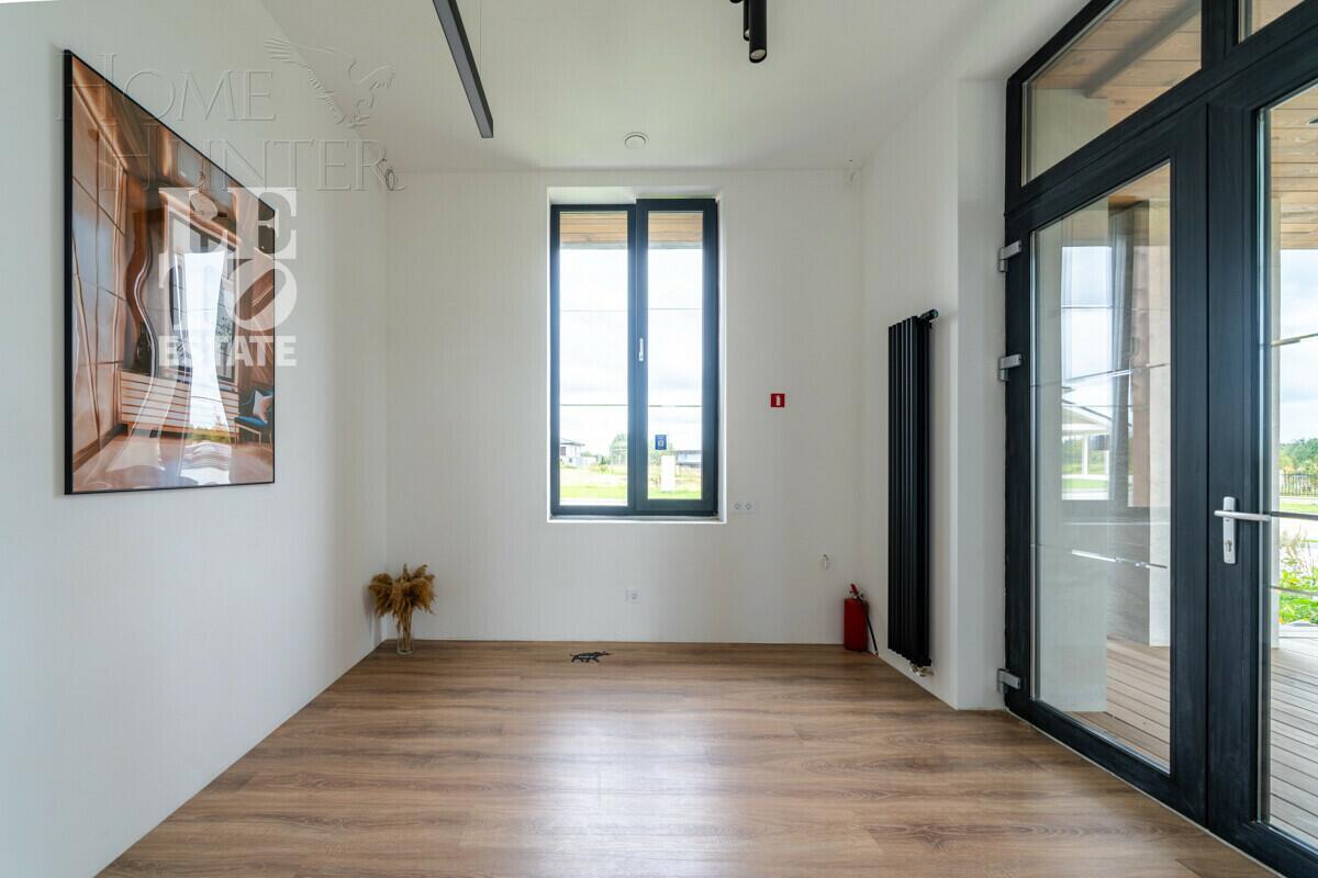 2-этажный коттедж 300 м² с отделкой