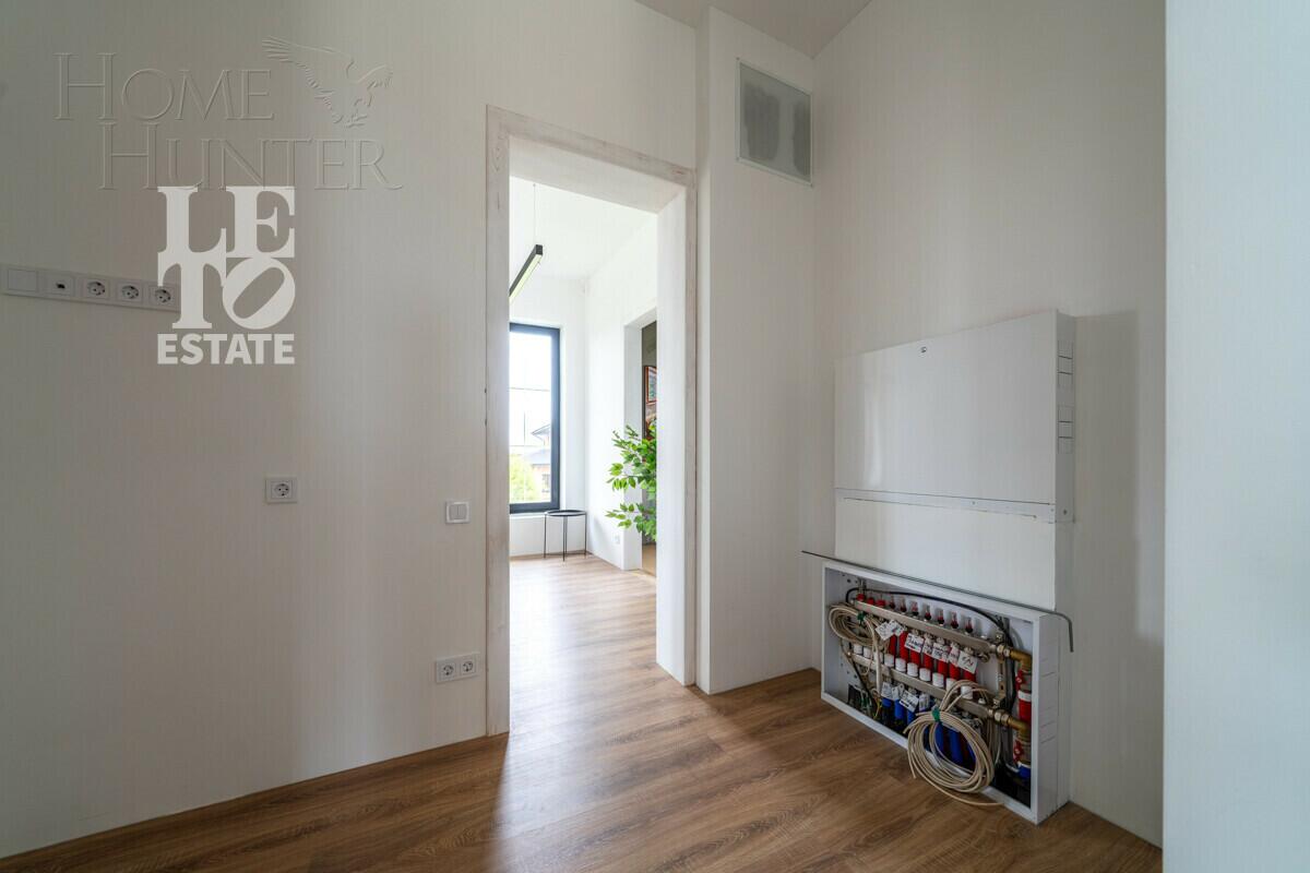 2-этажный коттедж 300 м² с отделкой