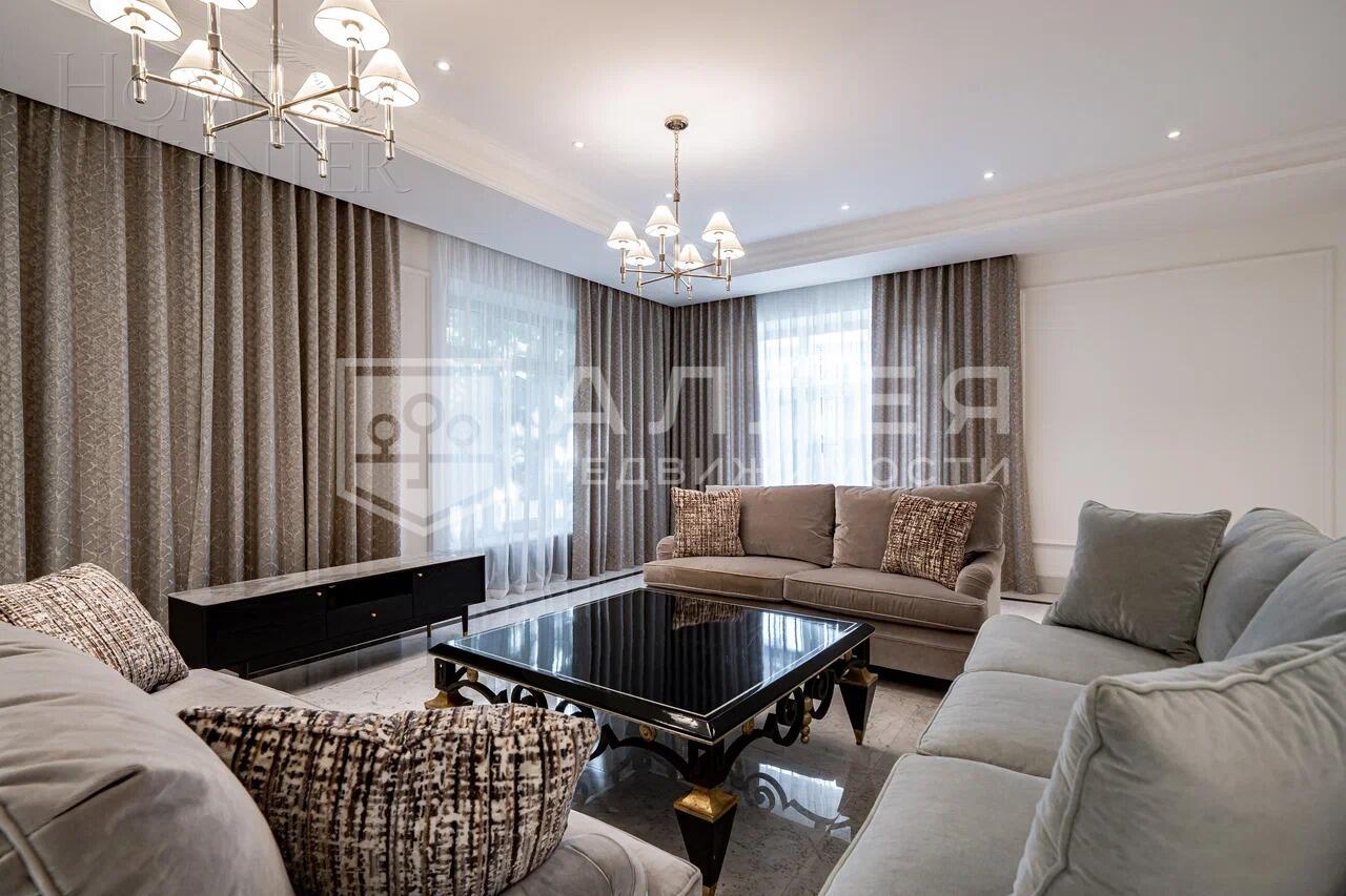 2-этажный коттедж 1 250 м² с отделкой