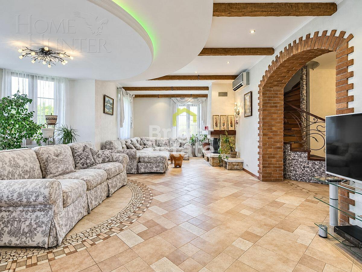 2-этажный коттедж 700 м² с отделкой