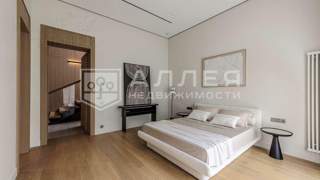 2-этажный коттедж 550 м² с отделкой