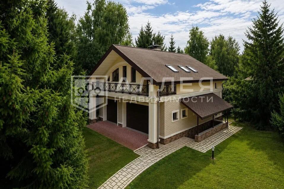 2-этажный коттедж 370 м² с отделкой
