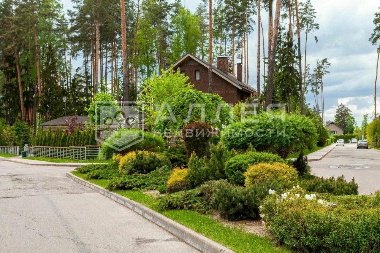 2-этажный коттедж 1 125 м² с отделкой