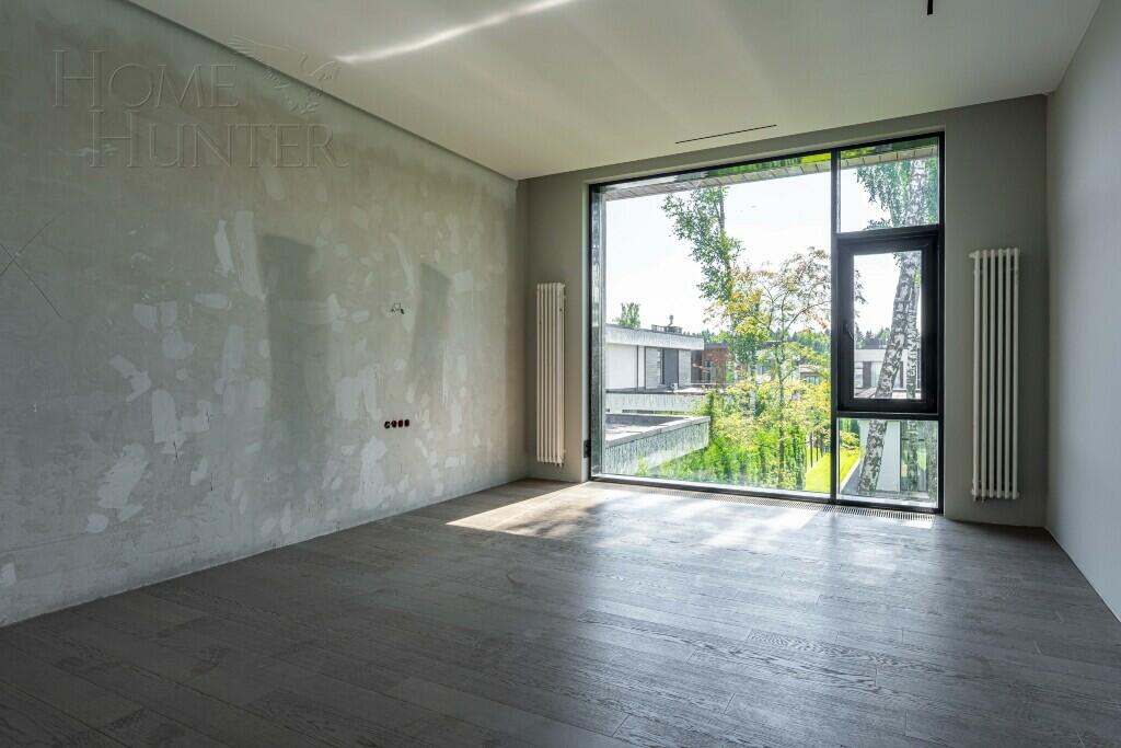 2-этажный коттедж 650 м² без отделки