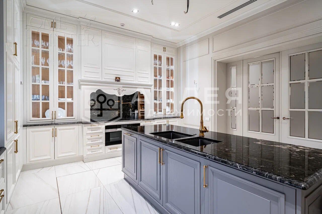 2-этажный коттедж 606.5 м² с отделкой
