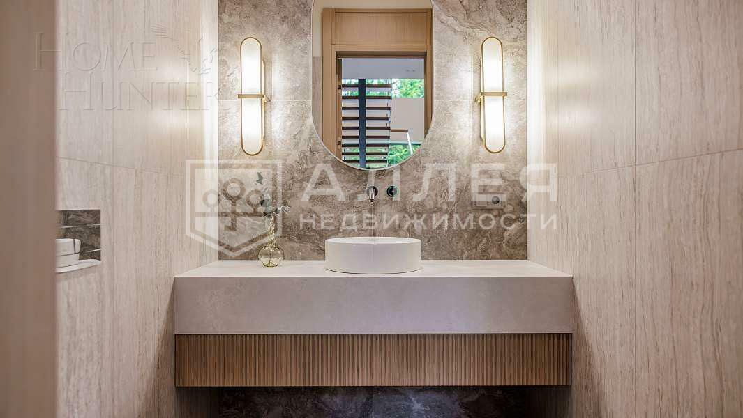 2-этажный коттедж 550 м² с отделкой