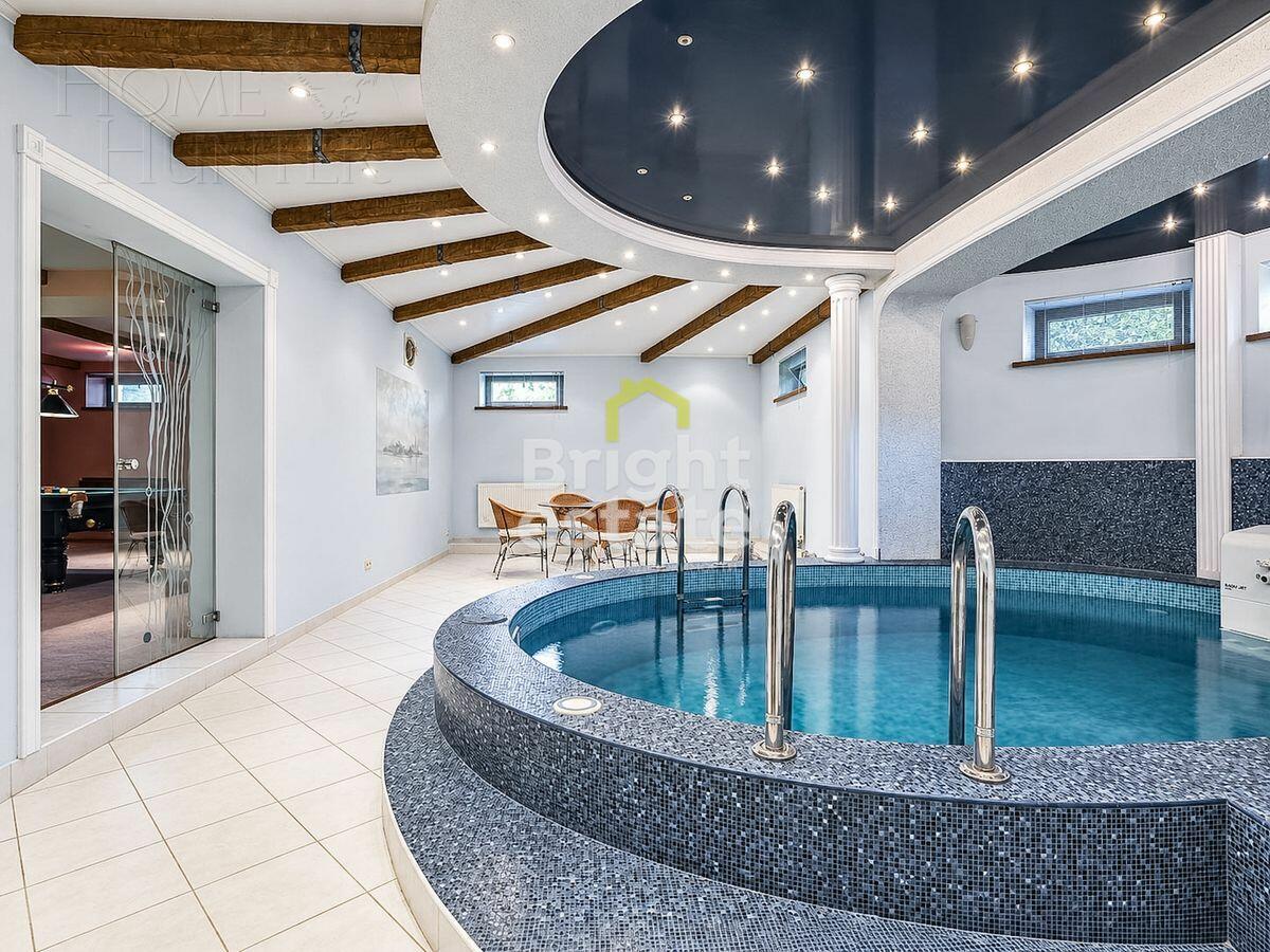 2-этажный коттедж 700 м² с отделкой